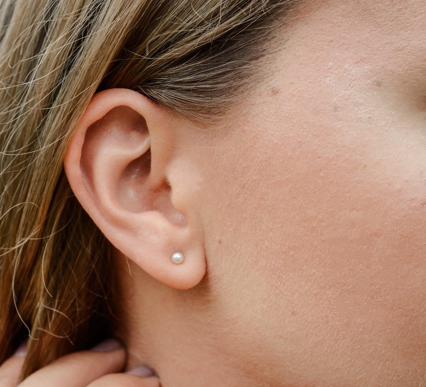 White Freshwater Pearl Post Earrings