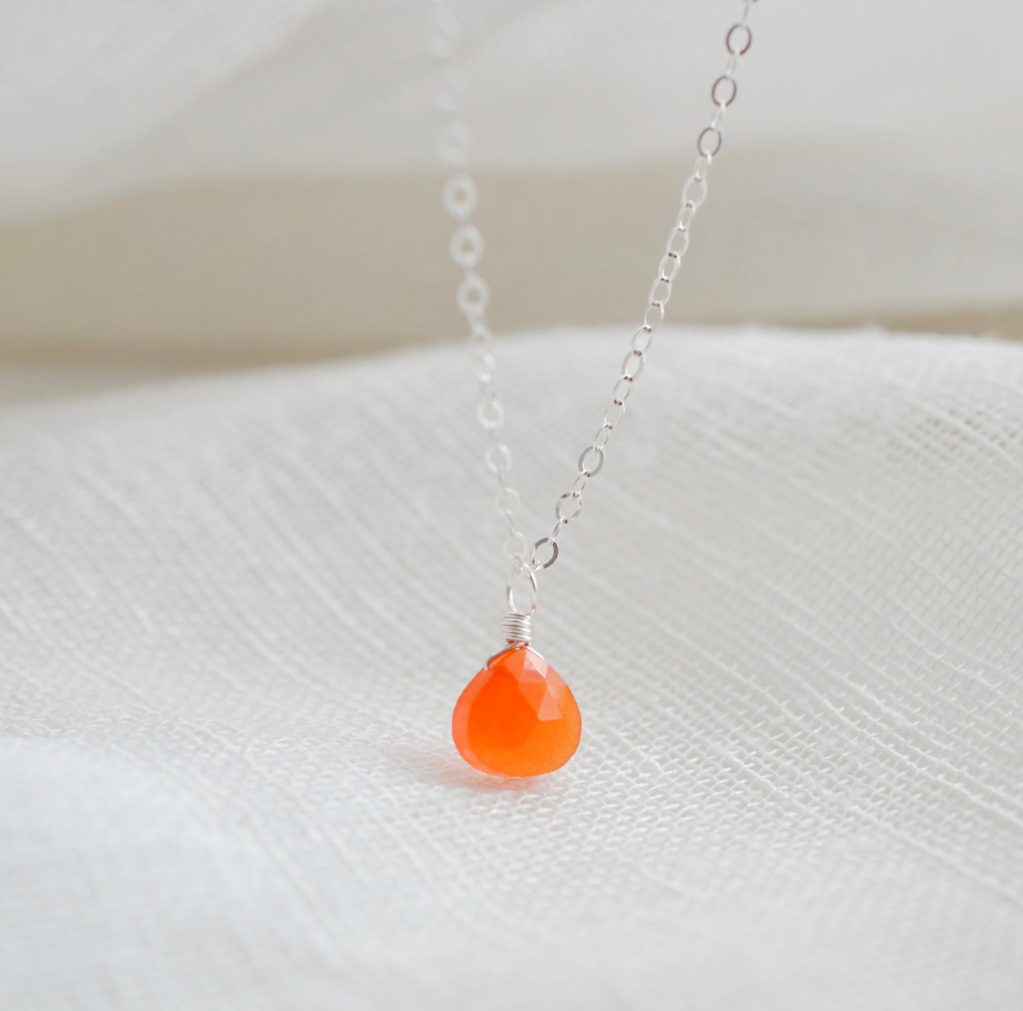 スポーツストア Natural Orange 14k or Silver Sterling in Necklace Carnelian アクセサリー