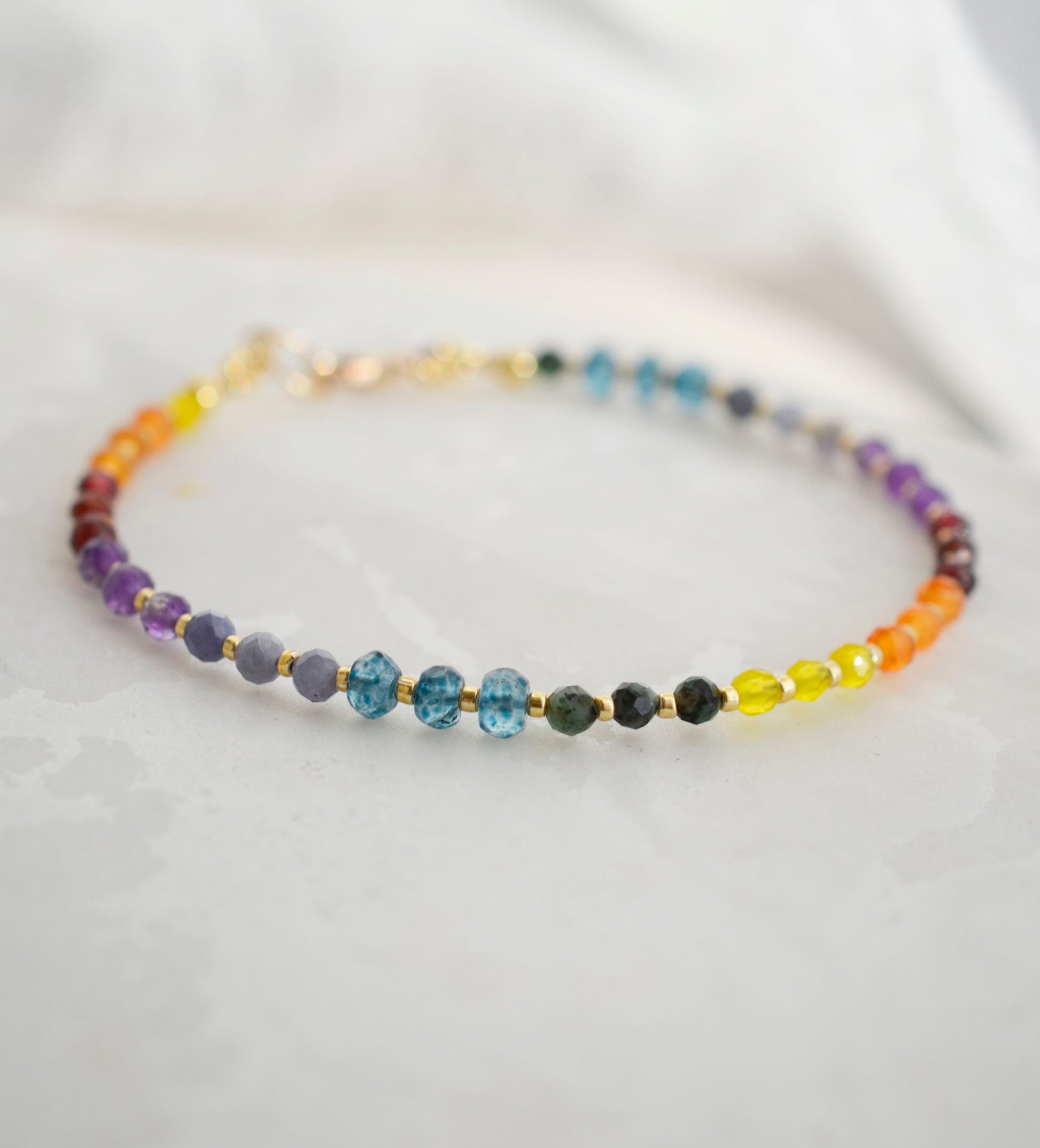 Chakra Bracelet, Real Stones 7 Chakra Raw Crystal Bracelets for Women,  Handmade Gifts for Her, Rainbow Chakra Jewelry -  Canada