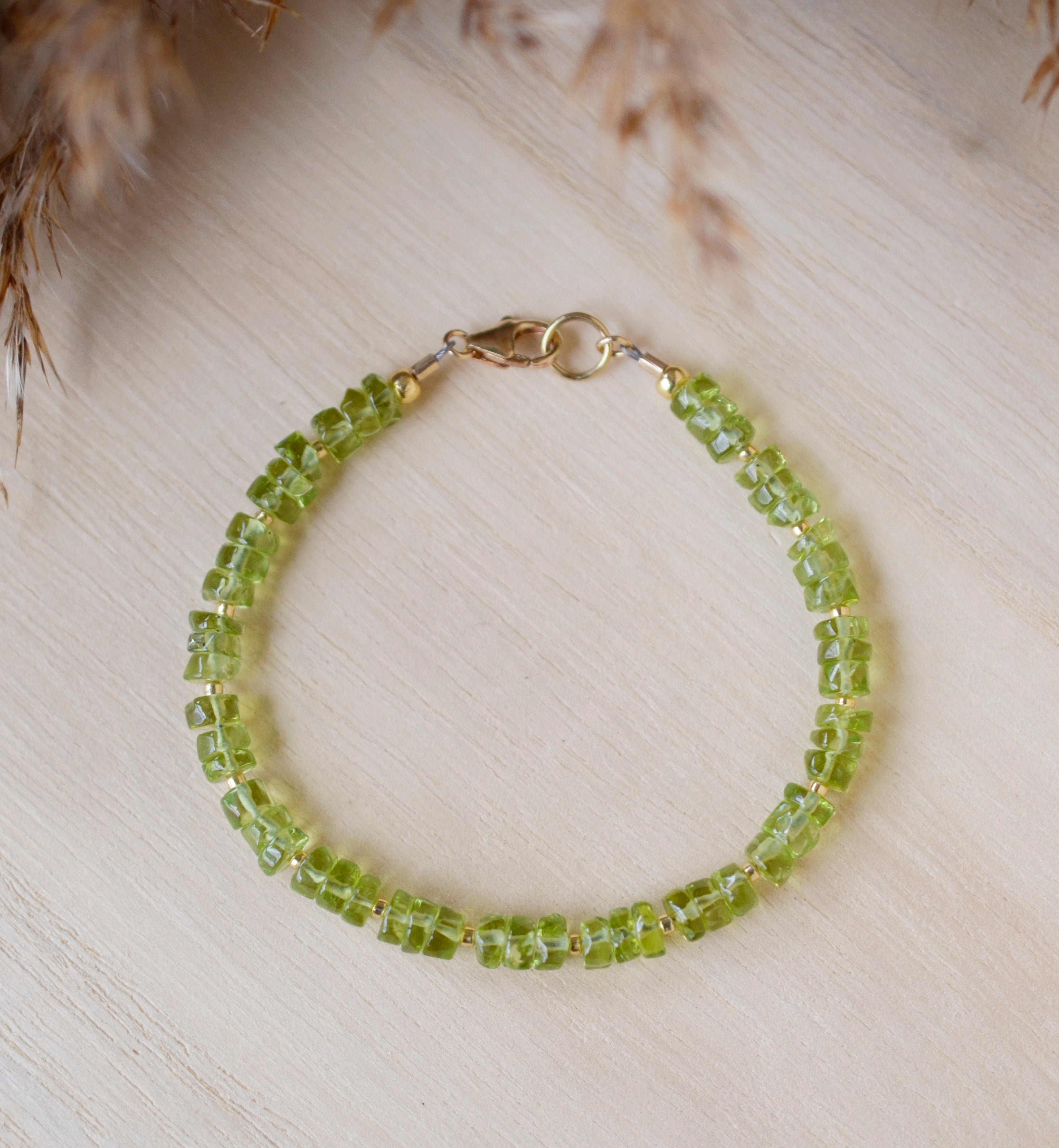 Unique Peridot Crystal Bracelet, August Birthstone Jewelry, Gift For Mom, Mother in Law Gift, cheapest Birthday Gifts, August Birthstone Bracelet